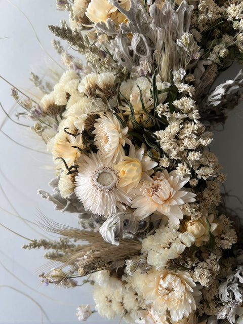 Dried Wreath-Snow White - Sunny Meadows Flower Farm