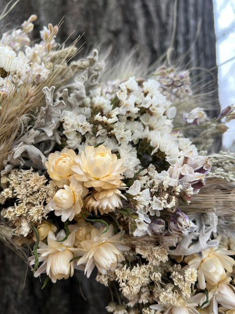 Dried Wreath-Snow White - Sunny Meadows Flower Farm