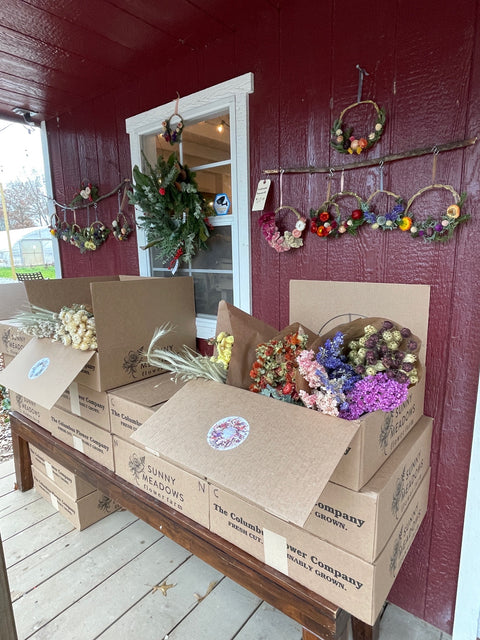 Holiday Ornament with Dried Flowers - Sunny Meadows Flower Farm