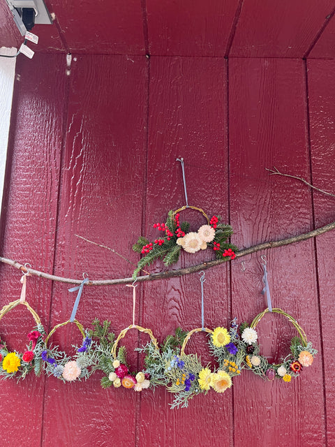 Holiday Ornament with Dried Flowers - Sunny Meadows Flower Farm